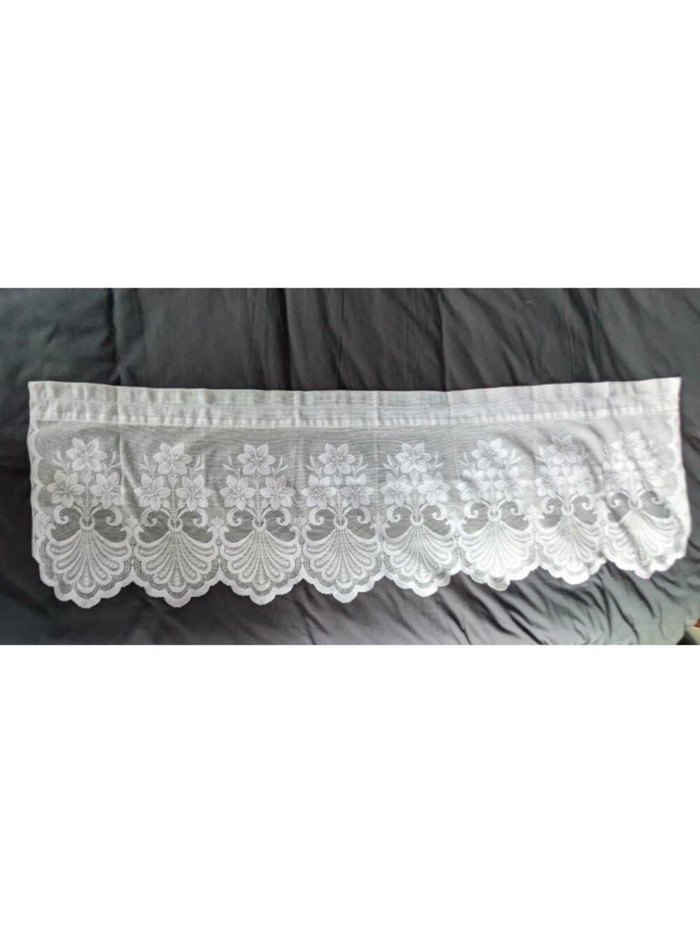 Vtg Floral Lace Sheer Rod Pocket Valance Curtain Panel Scalloped 57” x 18”